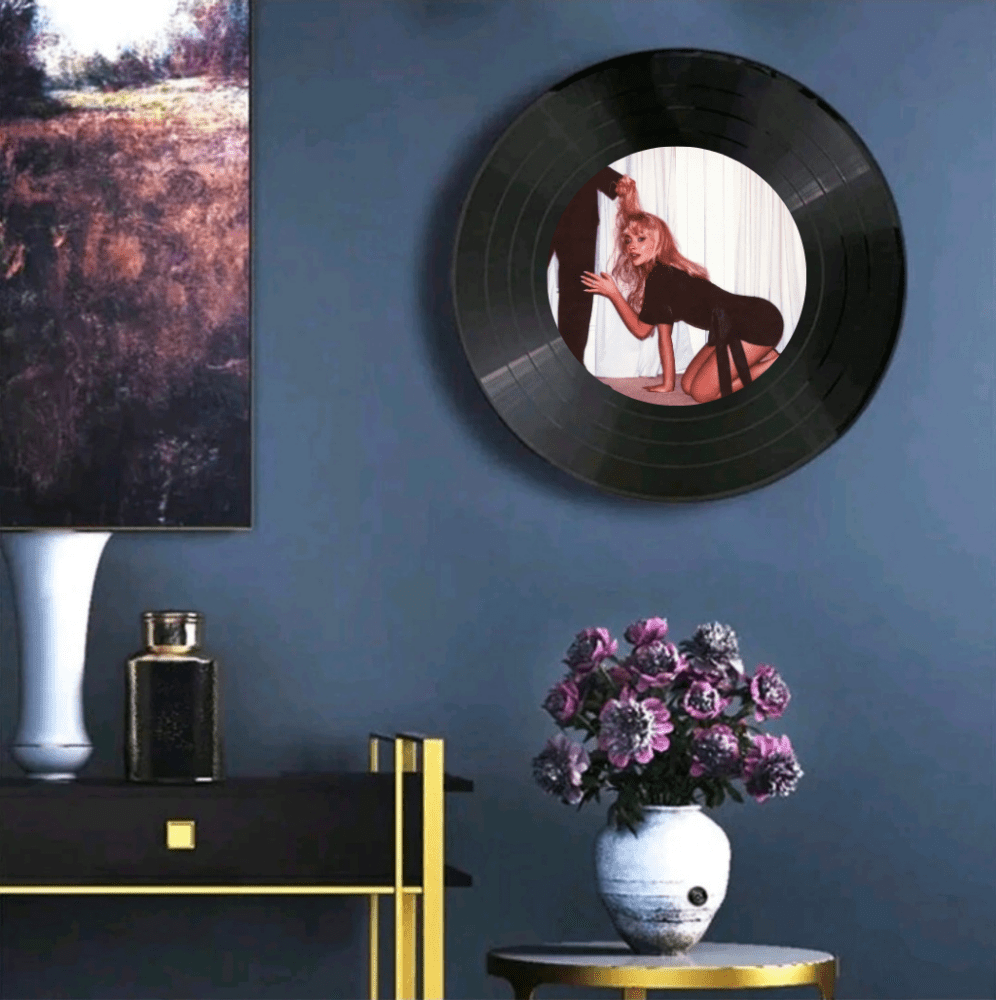 Sabrina Carpenter – Man's Best Friend Decorative Wall Vinyl - Vibes DistrictSabrina Carpenter – Man's Best Friend Decorative Wall Vinyl Vinyl Vibes District