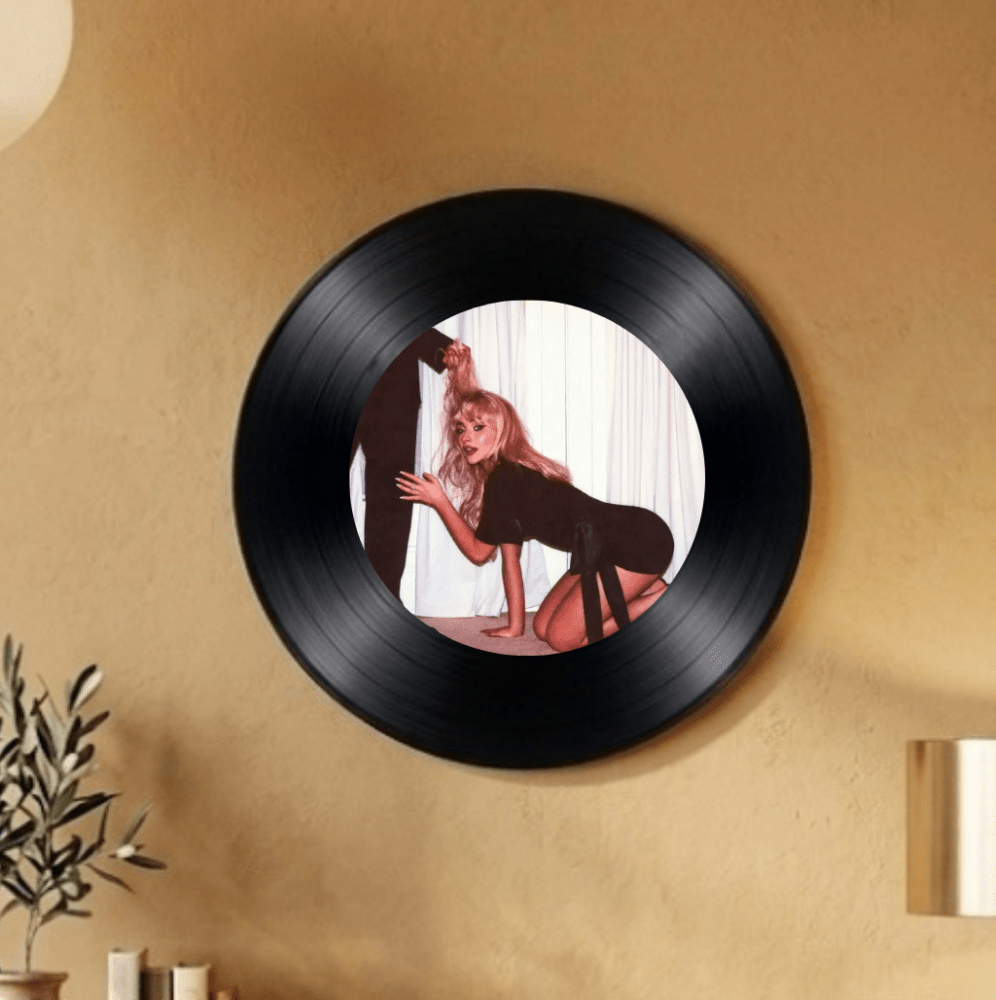 Sabrina Carpenter – Man's Best Friend Decorative Wall Vinyl - Vibes DistrictSabrina Carpenter – Man's Best Friend Decorative Wall Vinyl Vinyl Vibes District