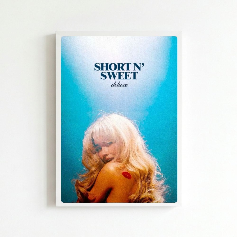 Sabrina Carpenter Poster with Frame - Vibes DistrictSabrina Carpenter Poster with Frame poster BiancoVibes District