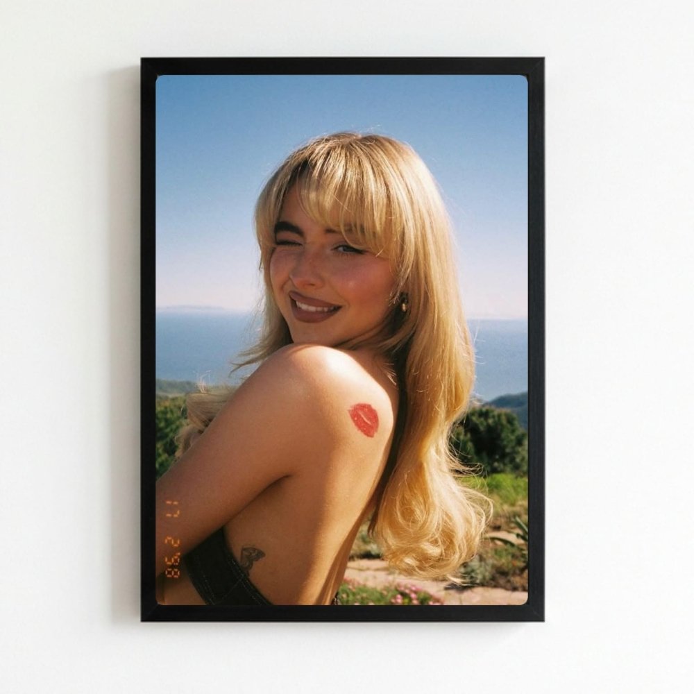 Sabrina Carpenter - Short And Sweet Poster with Frame - Vibes DistrictSabrina Carpenter - Short And Sweet Poster with Frame poster NeroVibes District