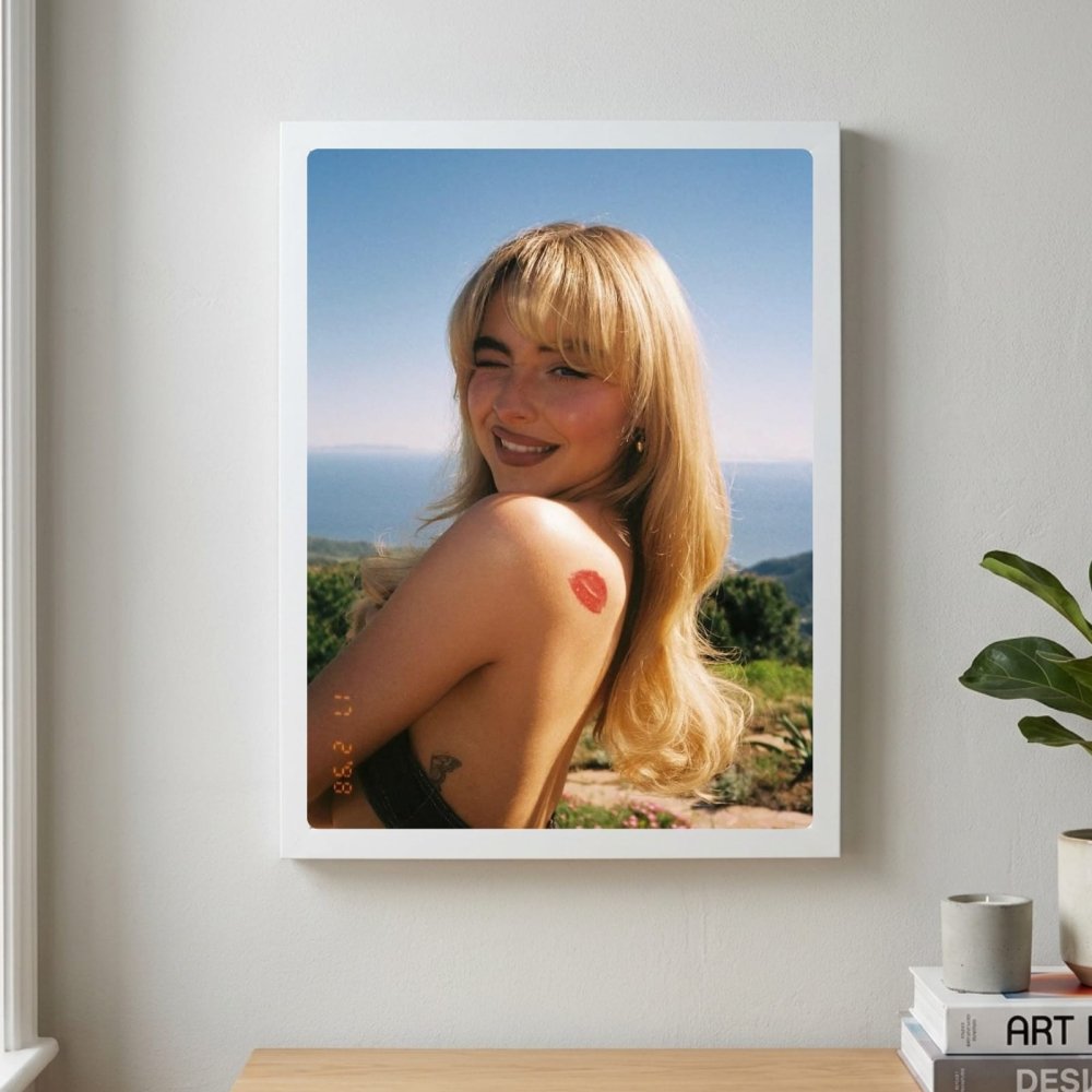 Sabrina Carpenter - Short And Sweet Poster with Frame - Vibes DistrictSabrina Carpenter - Short And Sweet Poster with Frame poster GoldVibes District