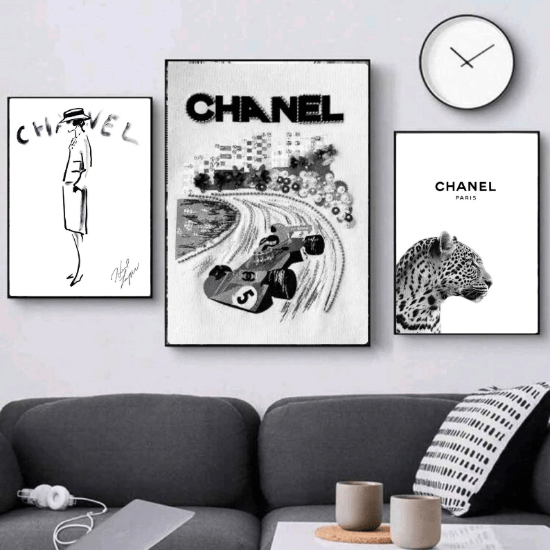 Set: luxury brand - Vibes DistrictSet: luxury brand Two A4, one A3Vibes District