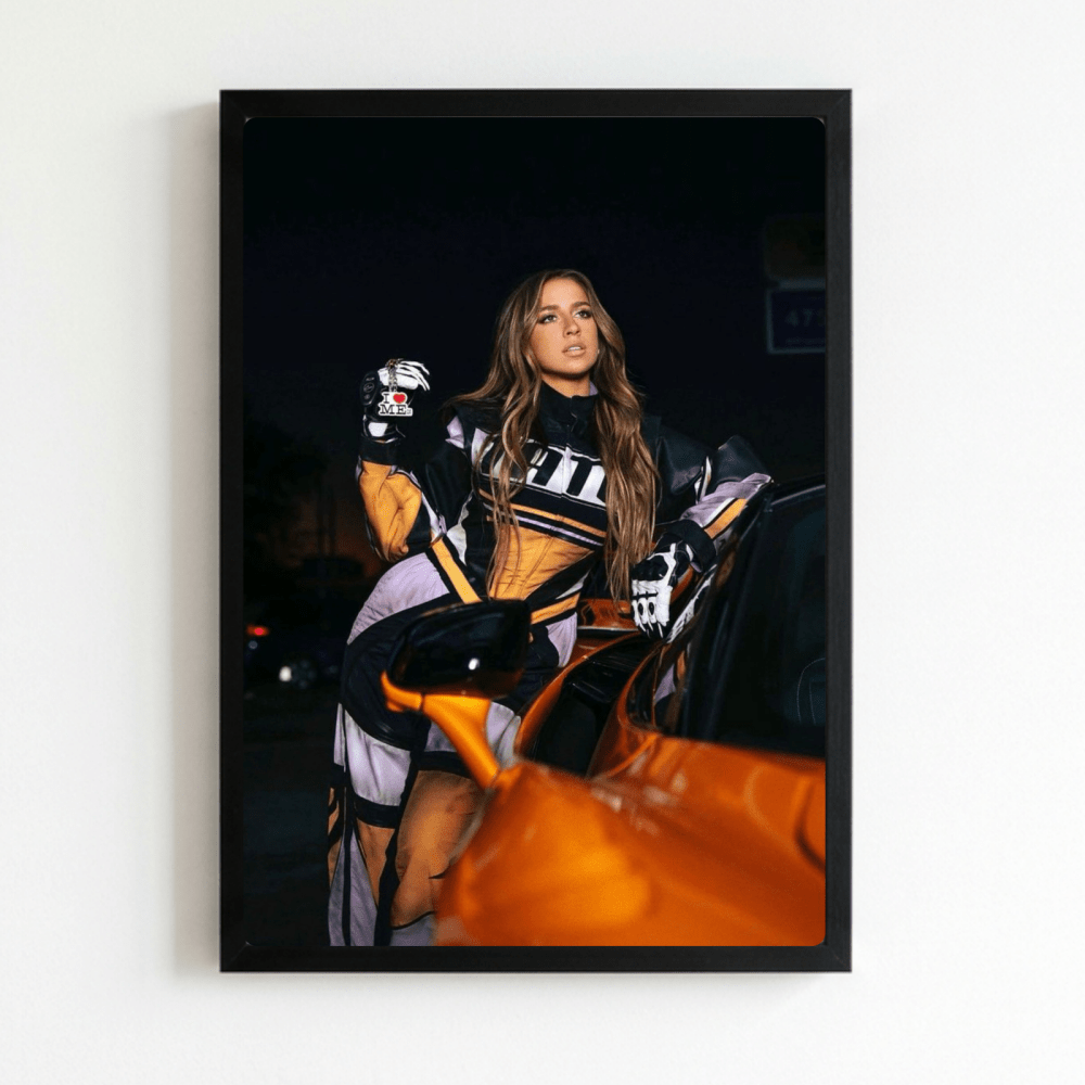 Tate McRae Poster with Frame - Vibes DistrictTate McRae Poster with Frame poster NeroVibes District