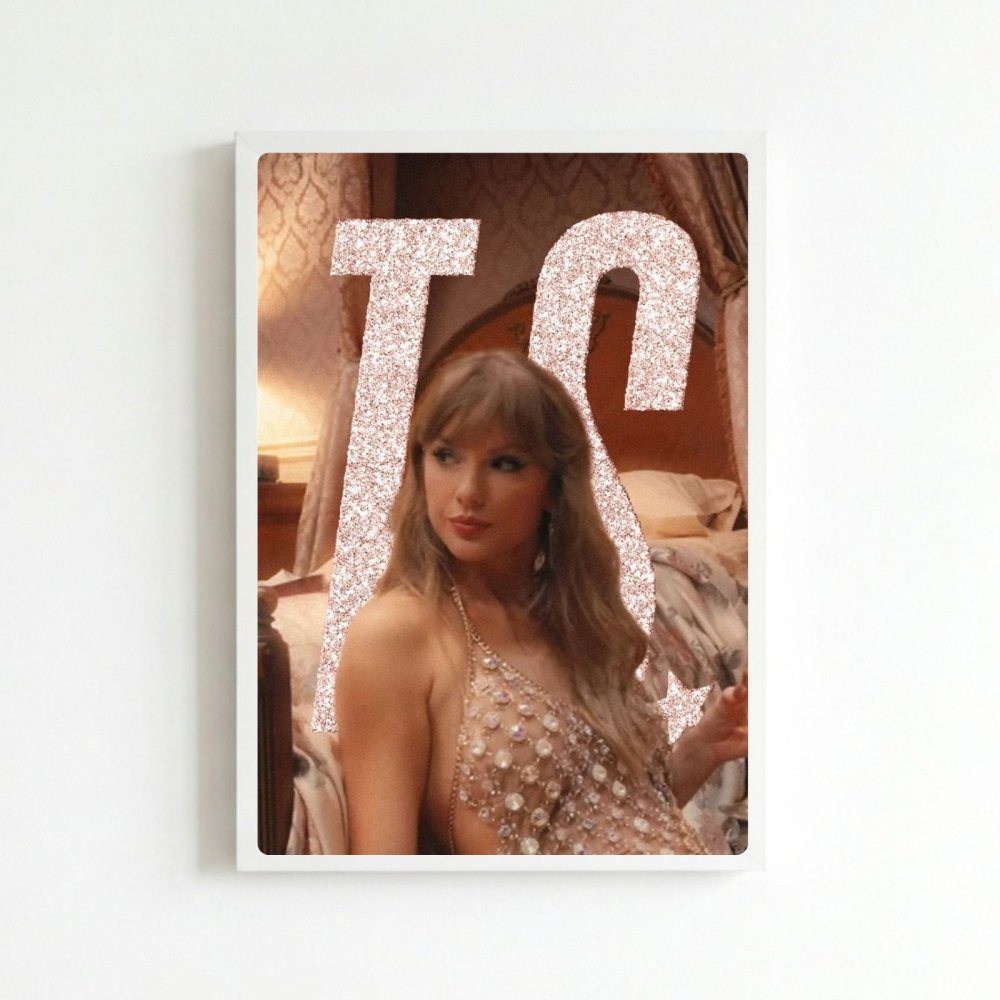 Taylor Swift - The Life Of A Showgirl Poster with Frame - Vibes DistrictTaylor Swift - The Life Of A Showgirl Poster with Frame poster BiancoVibes District