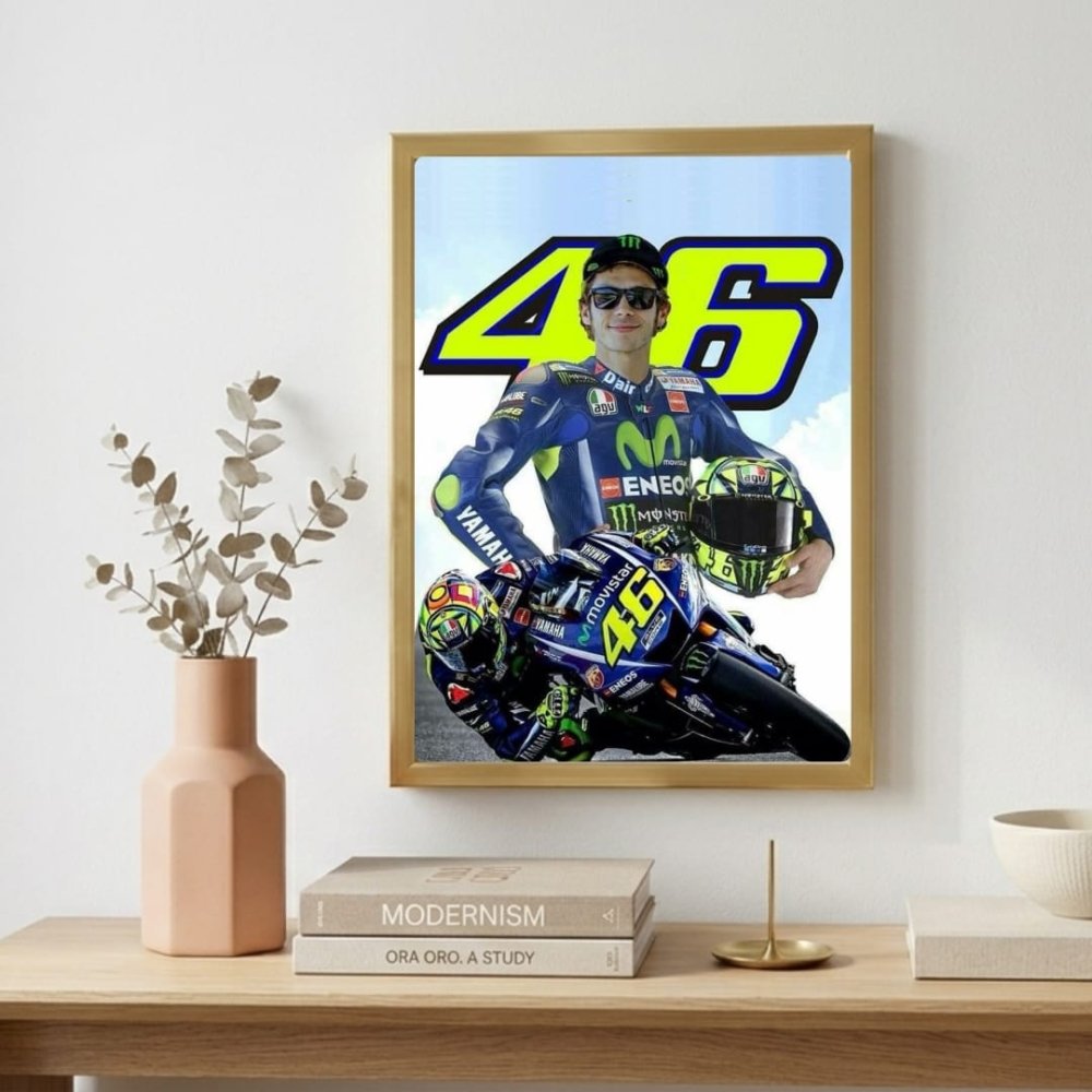Valentino rossi, moto gp - Vibes DistrictValentino rossi, moto gp NeroVibes District